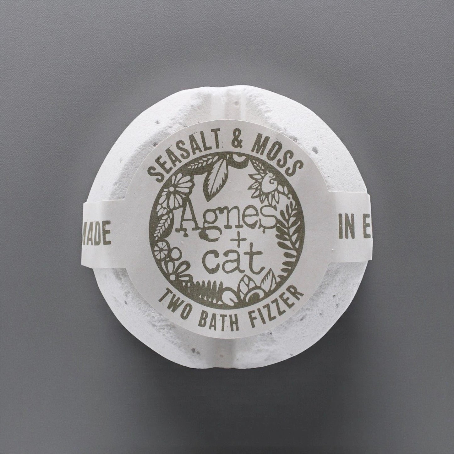 Agnes and Cat Bath Fizzer Seasalt and Moss Handcrafted Coastal Bath Fizzer Made in Sheffield by AW Dropship UK