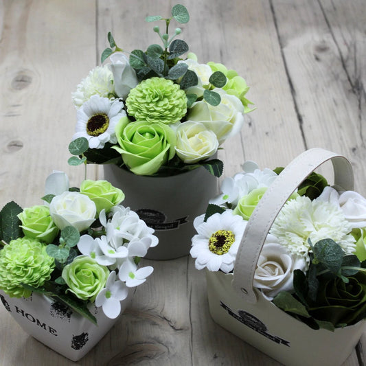 Bouquet Petite Basket - Pastel Green by AW Dropship UK