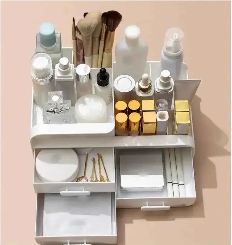 Chic Beauty Storage for Cosmetics & Jewelry