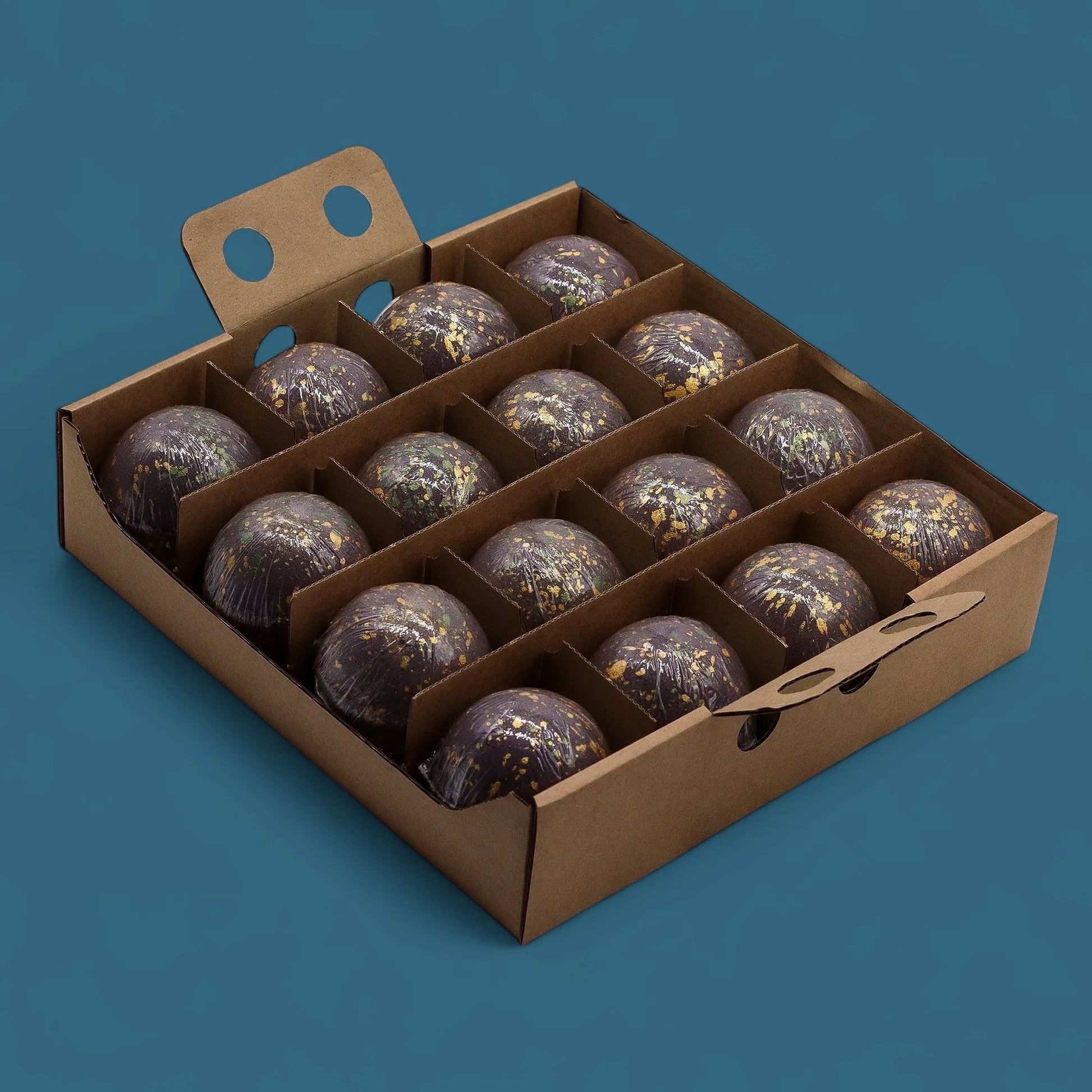 Dubai Bath Bomb Emerald Oudh Truffle Luxurious Scent With Honeyed Bergamot Chocolate Rose Jasmine by AW Dropship UK