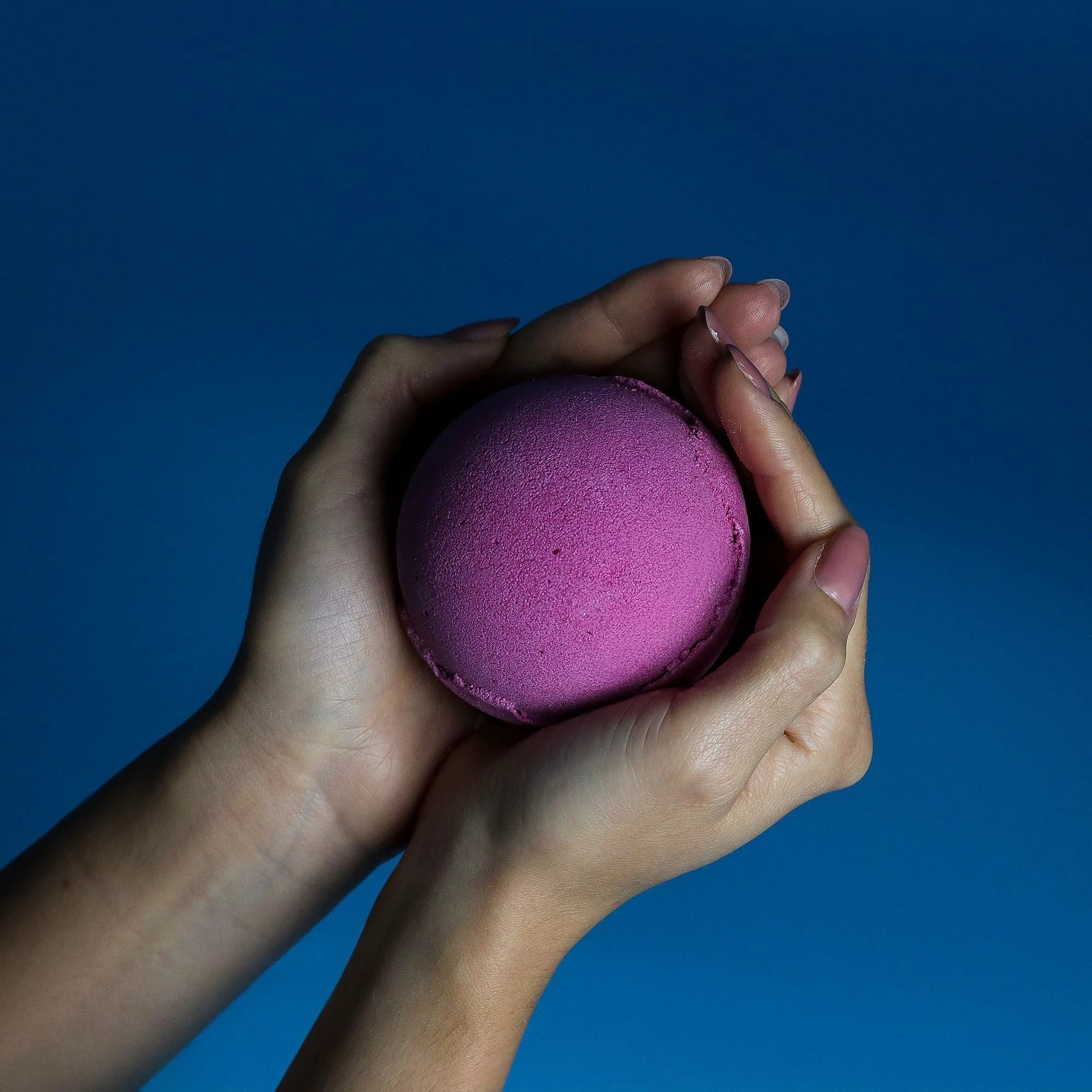 Set Of 3 Cranberry Bath Bombs UK Made 180g Each Fizzing Fragrance For An Uplifting Bath by AW Dropship UK