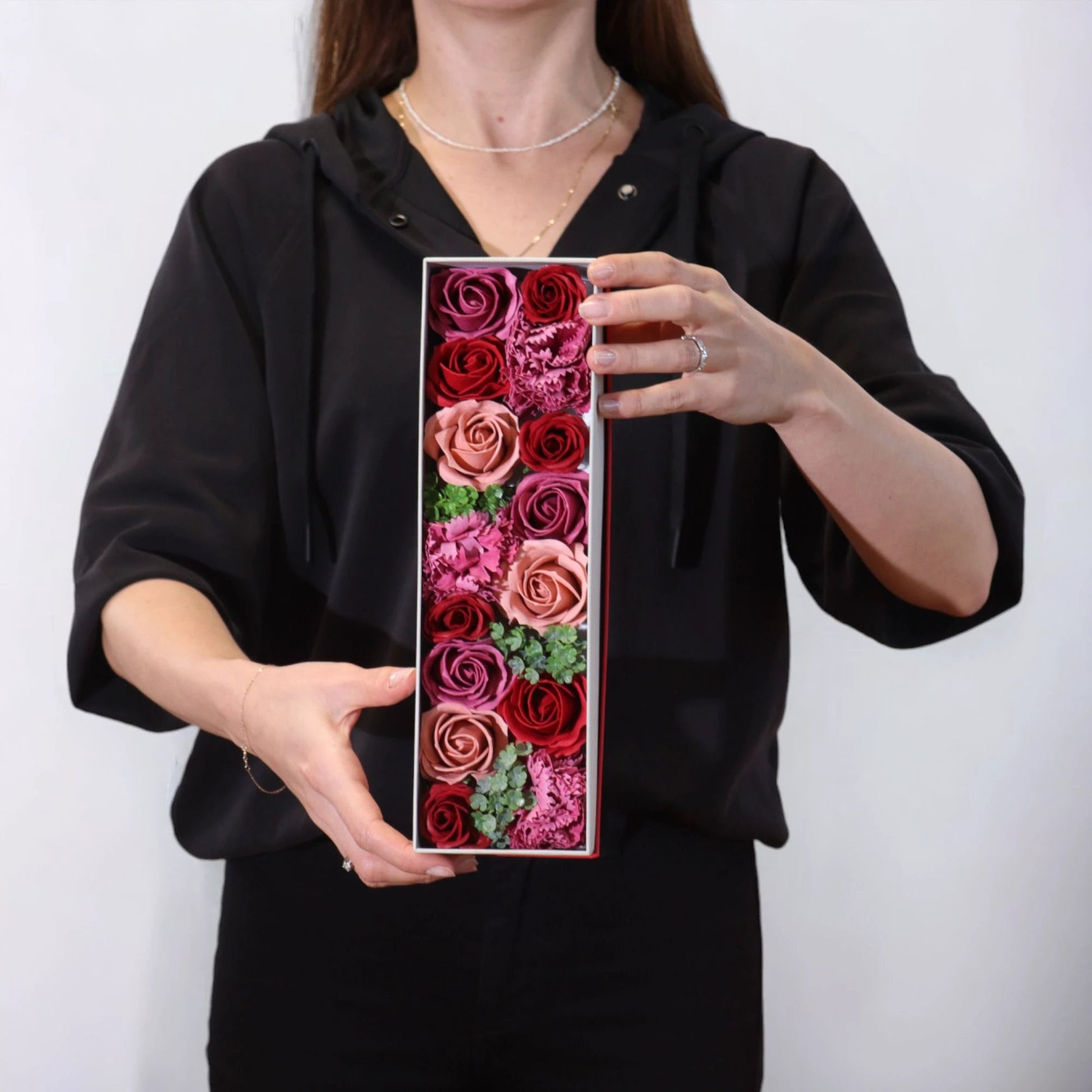 Long Box - Vintage Roses by AW Dropship UK