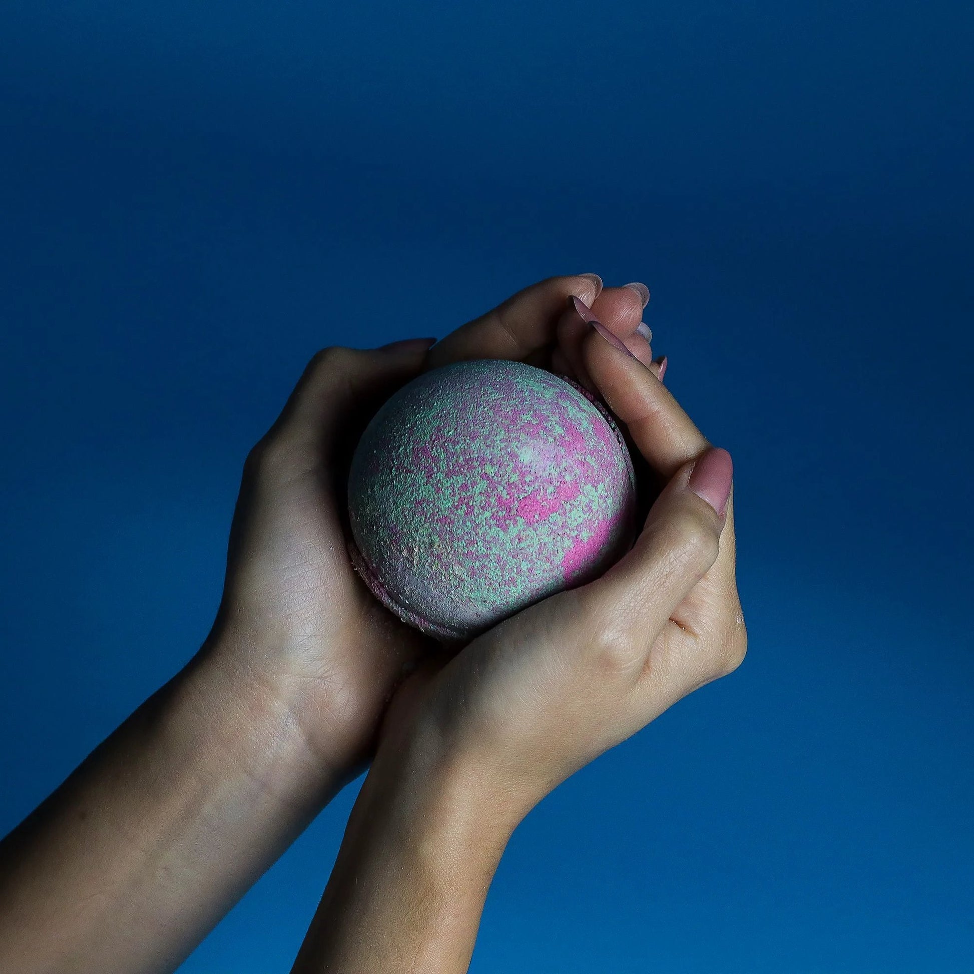 Set Of 3 Fruity Rhubarb Bath Bombs 180g Each With Green And Pink Marbled Swirls Bundle by AW Dropship UK