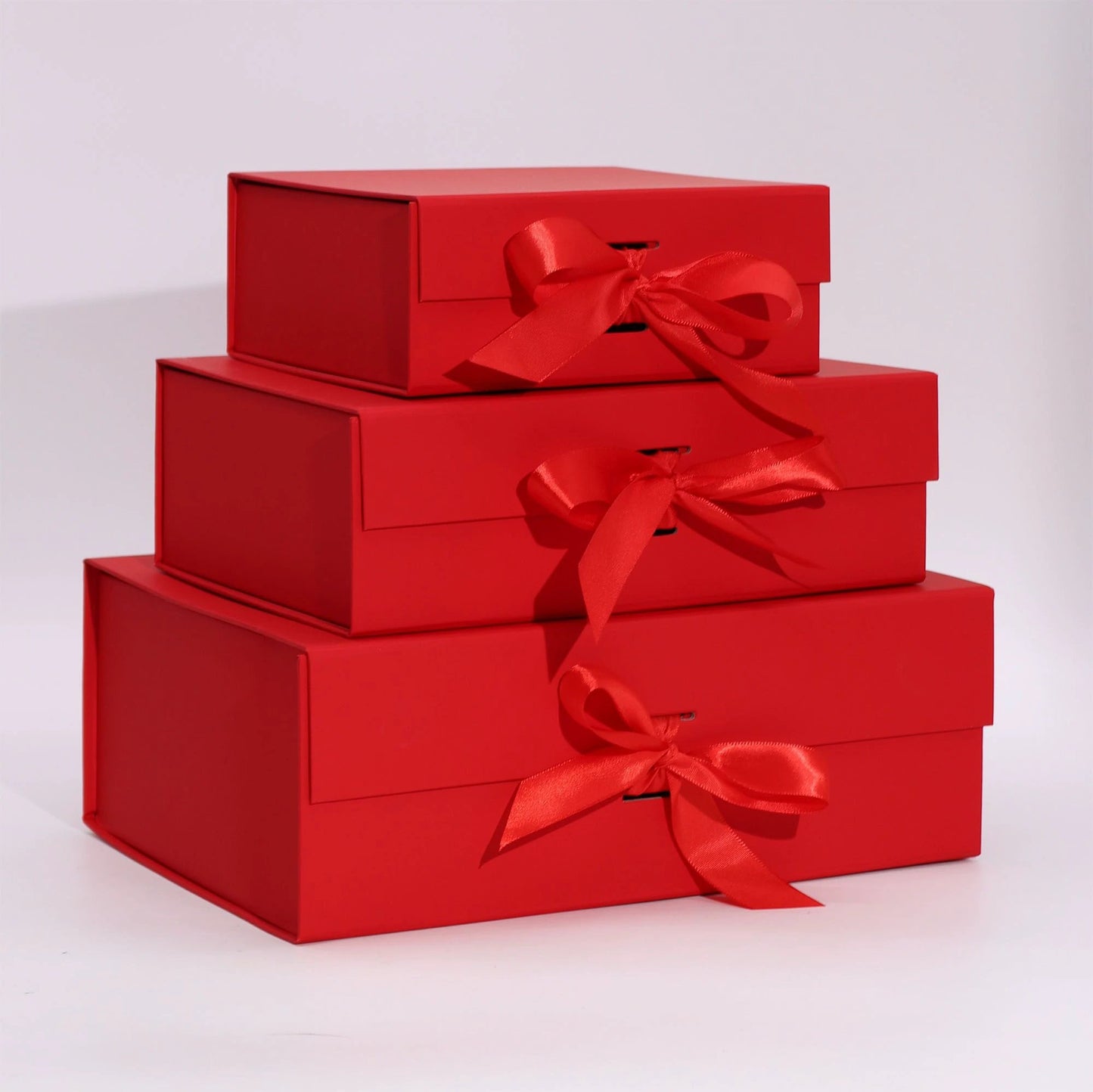 Flat Pack Gift Box - Large (28.2x20.2x9.2cm) - Red by AW Dropship UK
