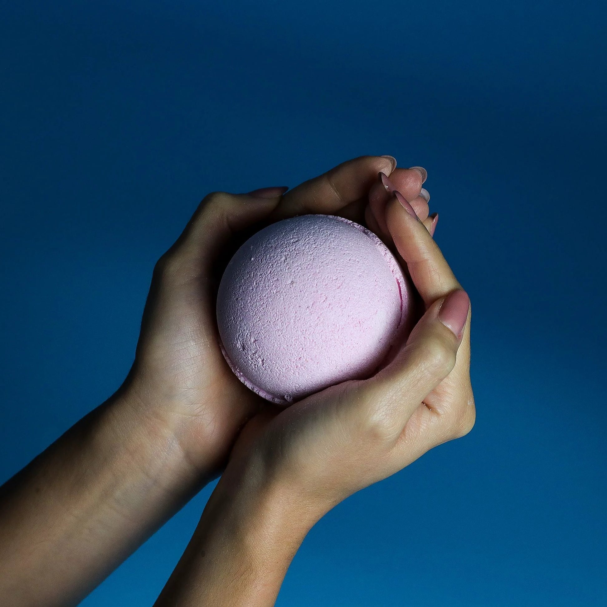 Set Of 3 Bubblegum Bath Bombs Jumbo 180g Each Made In The UK Pink Fizzing Bath Bombs by AW Dropship UK