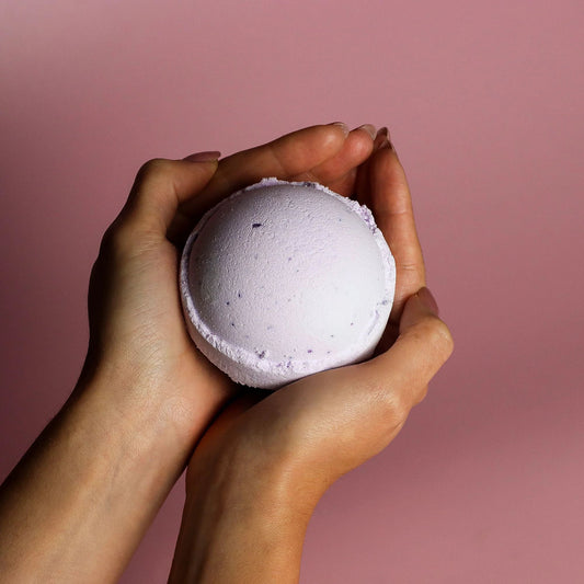 Set Of 3 Sweet Fennel And Jojoba Bath Bombs With Lavender Finish Made In The UK Fragrance by AW Dropship UK