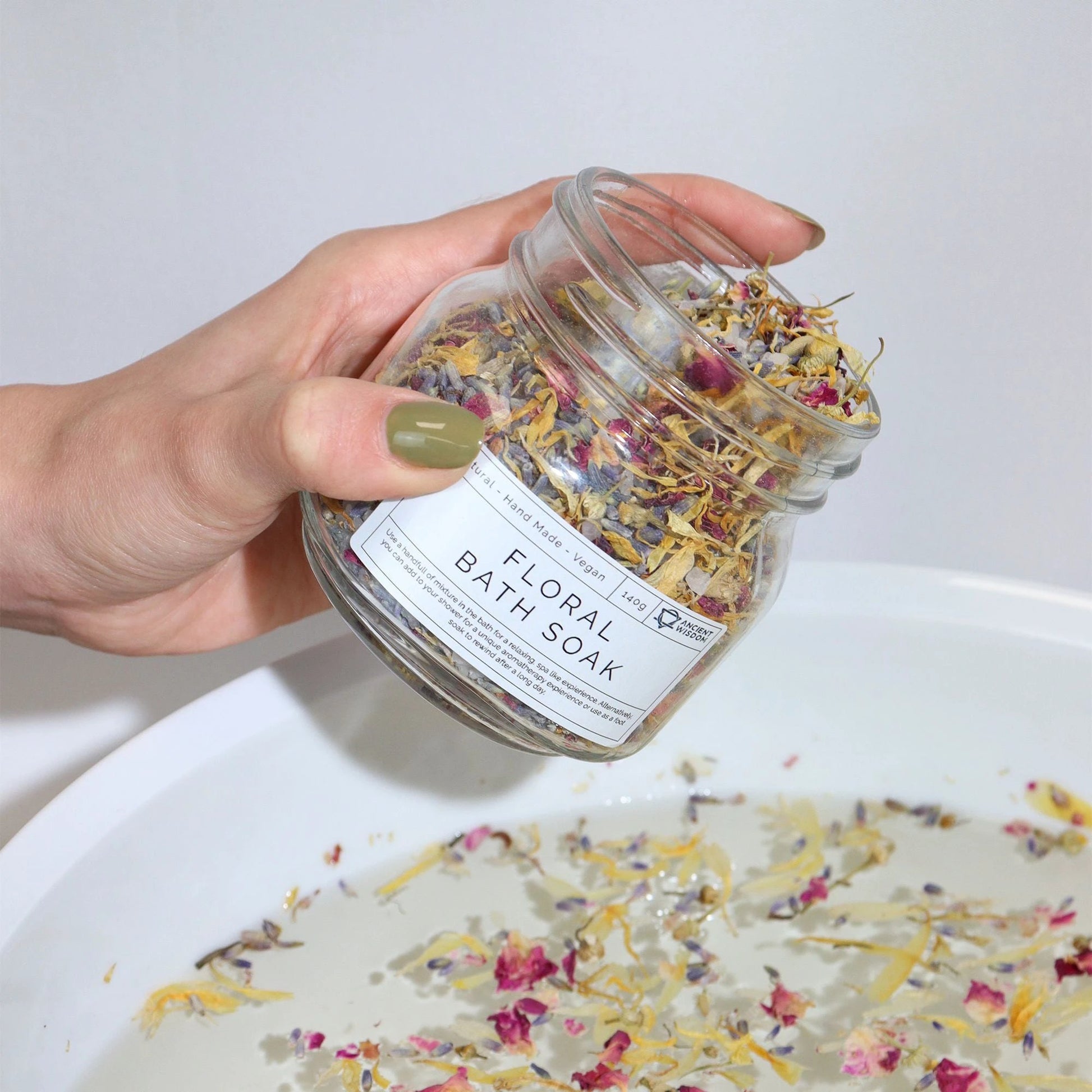 Floral Bath Soak - Natural - 140g by AW Dropship UK