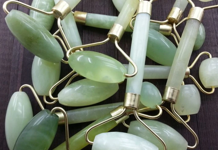 Jade Beauty Device, Facial Massager, Beauty Wand by Pampering Heaven